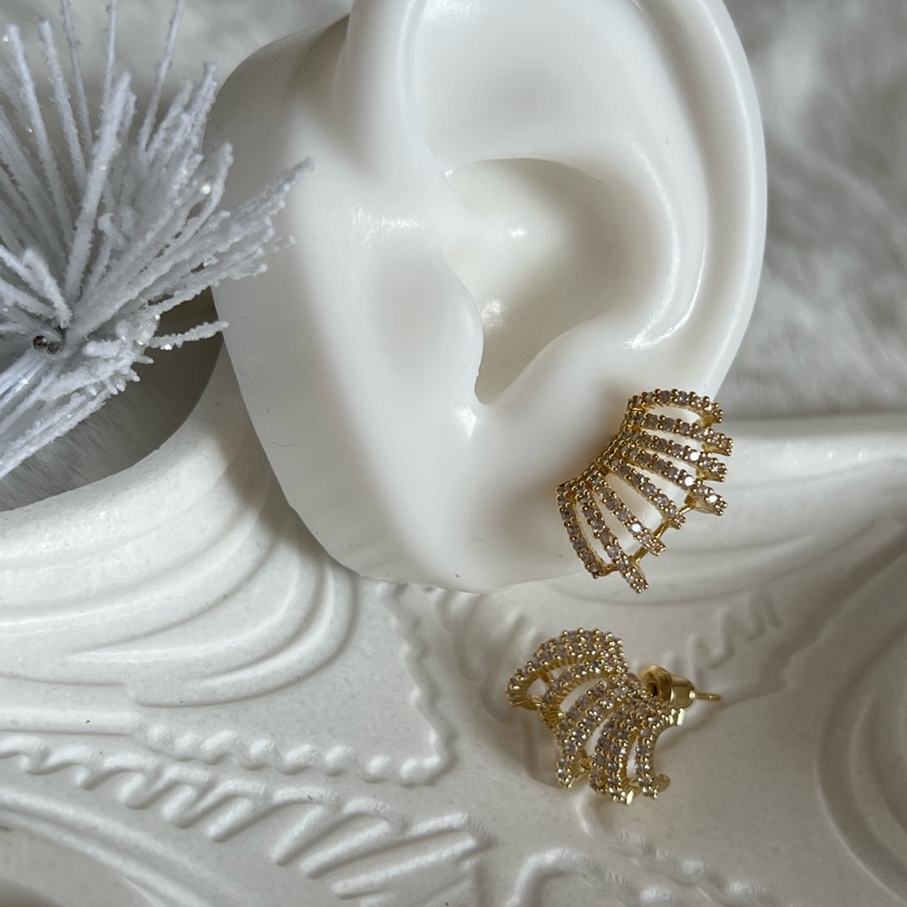 Ear crawler Sparkly Earrings